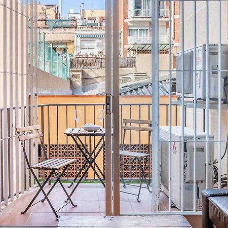 Next To Sagrada Familia 4-Bedroom Apartment Barcelona Ngoại thất bức ảnh
