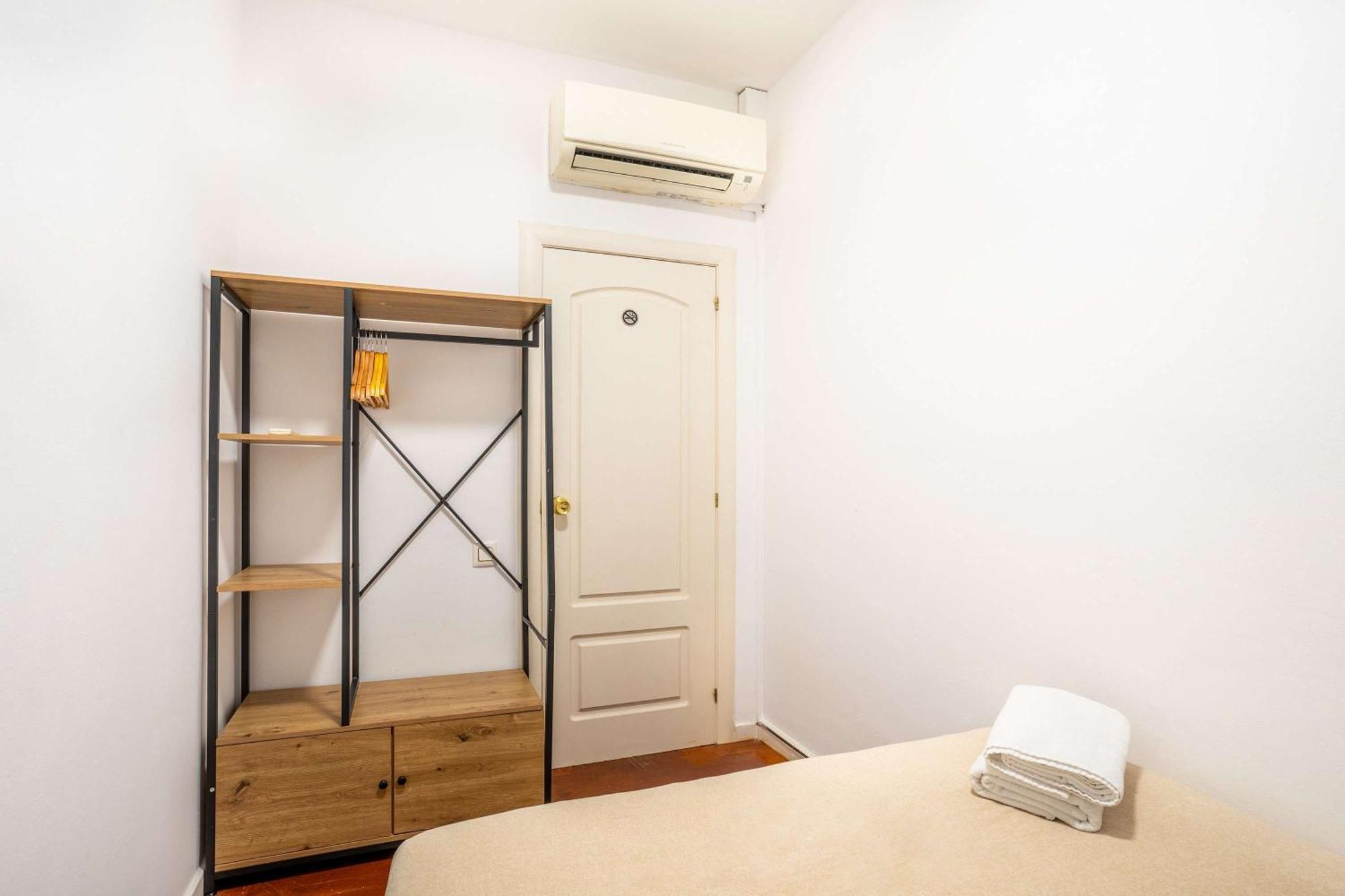 Next To Sagrada Familia 4-Bedroom Apartment Barcelona Ngoại thất bức ảnh
