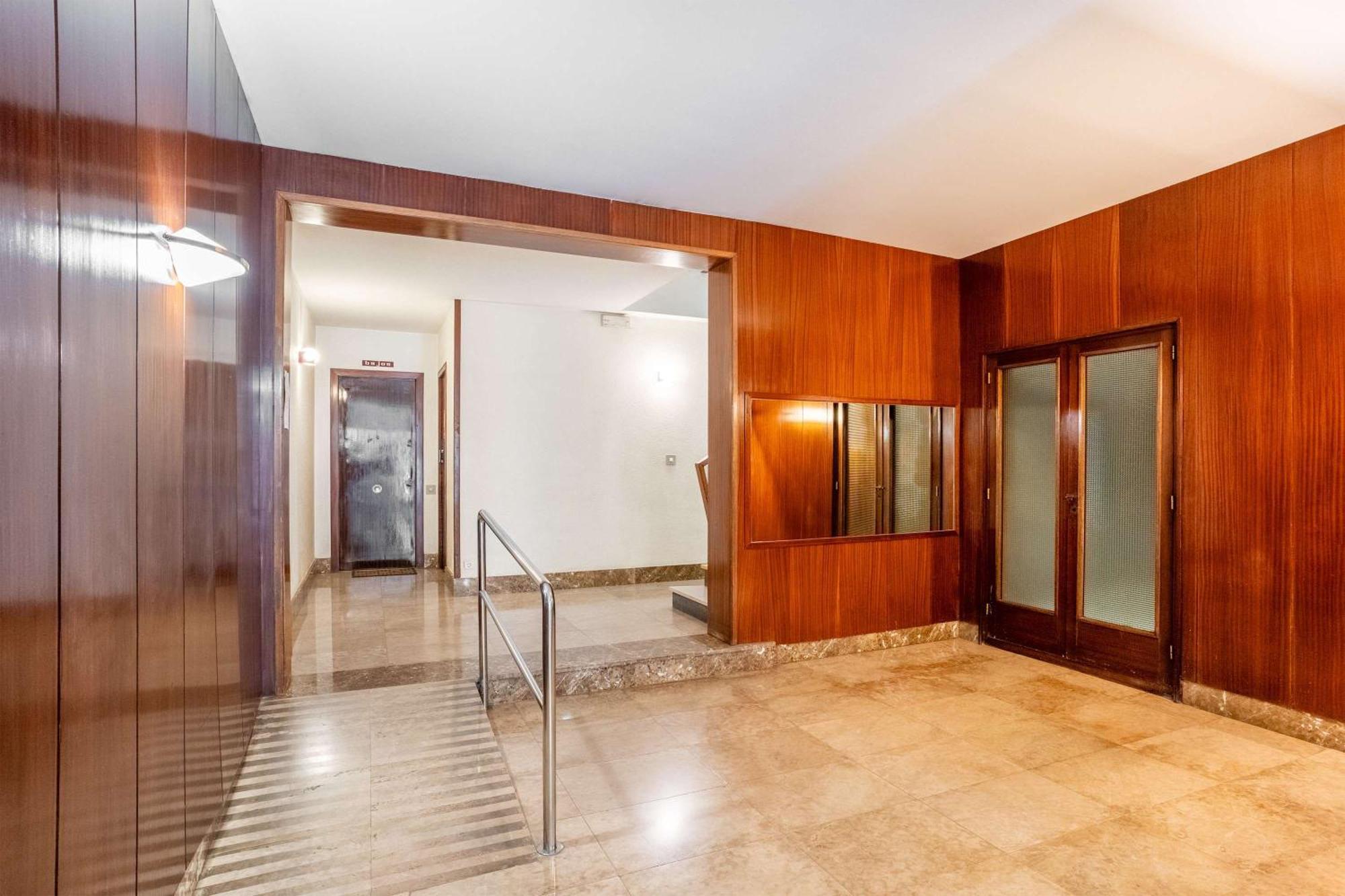 Next To Sagrada Familia 4-Bedroom Apartment Barcelona Ngoại thất bức ảnh