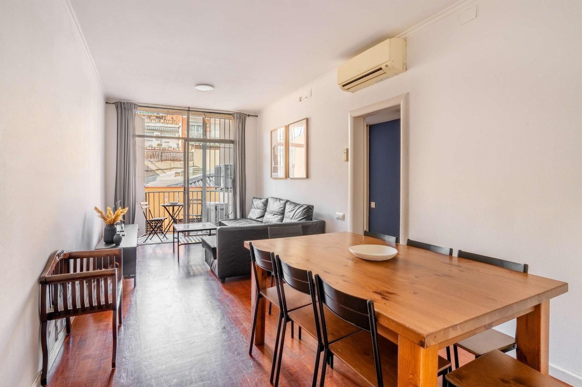Next To Sagrada Familia 4-Bedroom Apartment Barcelona Ngoại thất bức ảnh