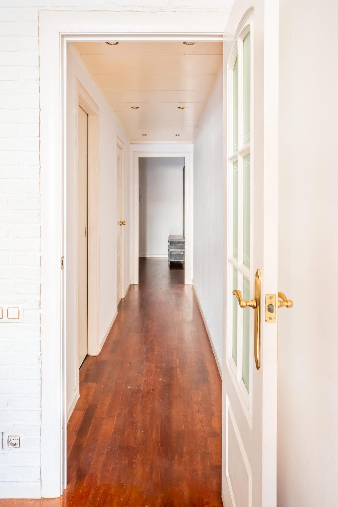 Next To Sagrada Familia 4-Bedroom Apartment Barcelona Ngoại thất bức ảnh