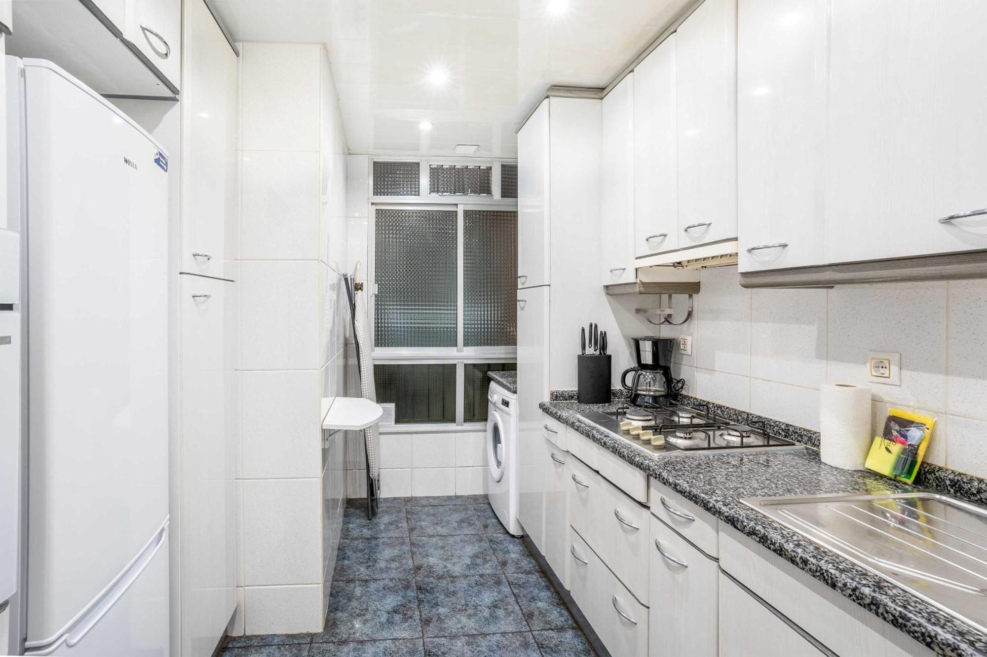 Next To Sagrada Familia 4-Bedroom Apartment Barcelona Ngoại thất bức ảnh