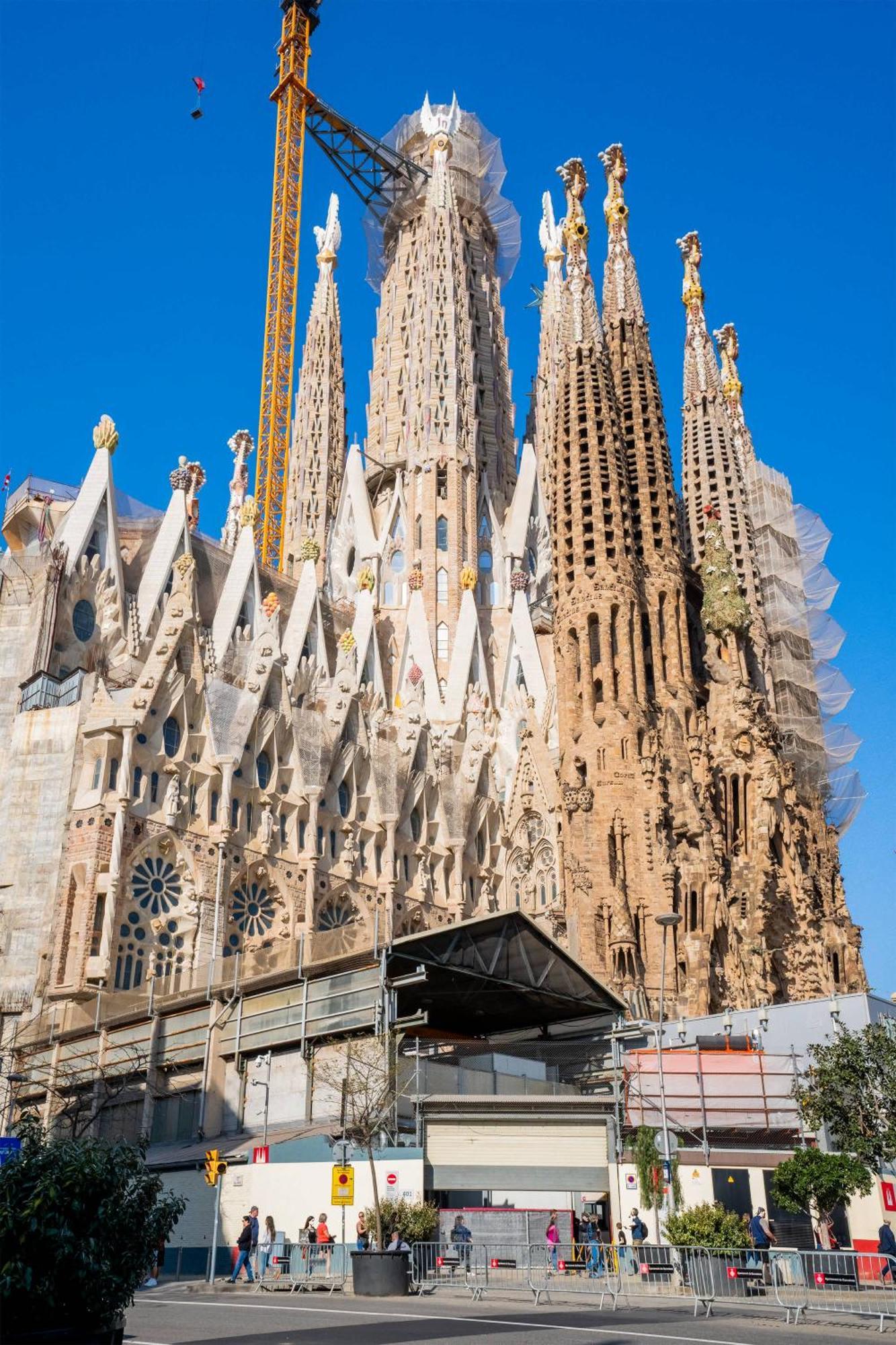 Next To Sagrada Familia 4-Bedroom Apartment Barcelona Ngoại thất bức ảnh